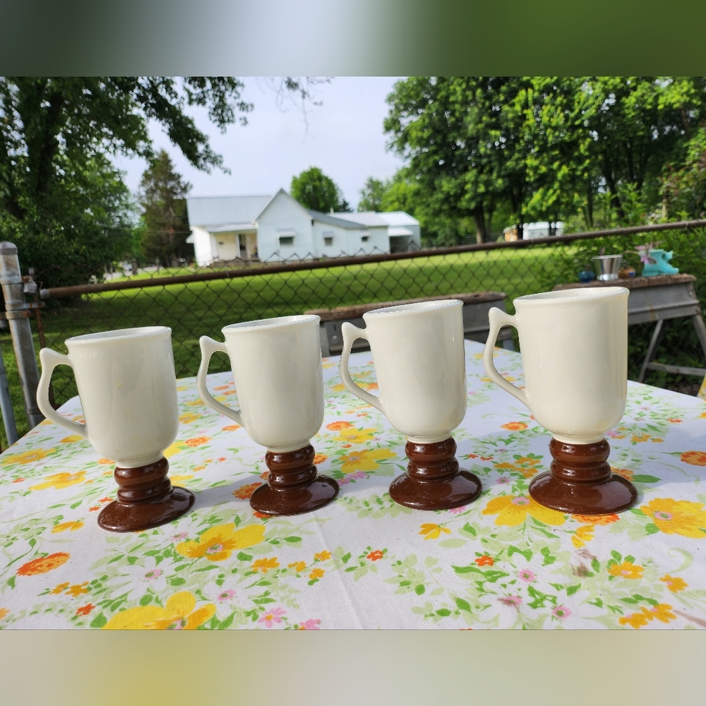 Vintage Hall Pottery Mugs Set of 4